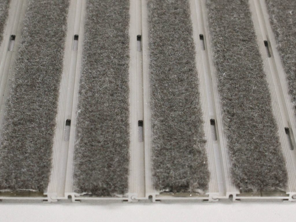 Modèle Insertion de tapis en nylon Modèle Insertion de tapis en nylon